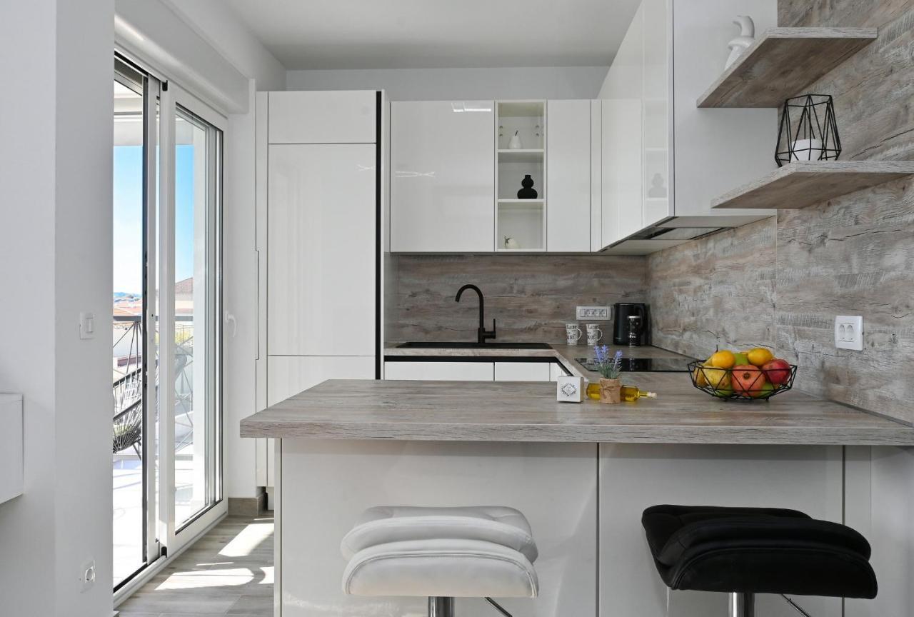 Kaštela Luxury Apartment White Crystal מראה חיצוני תמונה