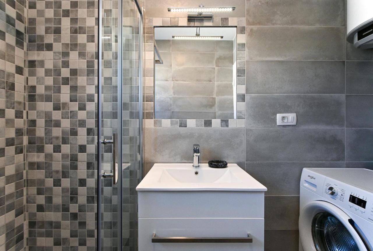 Kaštela Luxury Apartment White Crystal מראה חיצוני תמונה