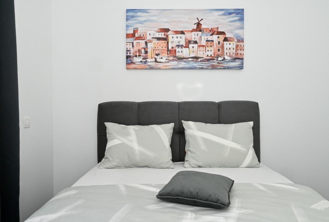 Kaštela Luxury Apartment White Crystal מראה חיצוני תמונה